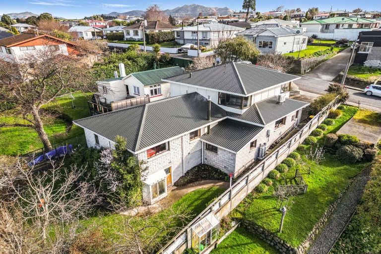 Photo of property in 12 Park Street, Gore, 9710