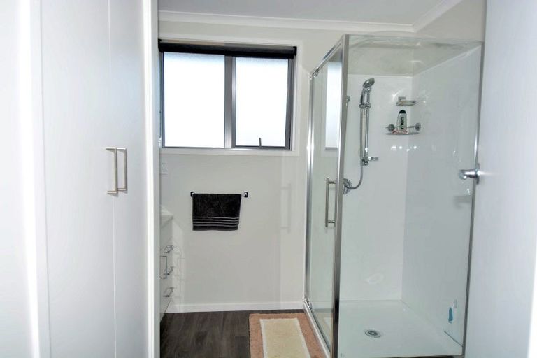 Photo of property in 121b George Street, Tuakau, 2121