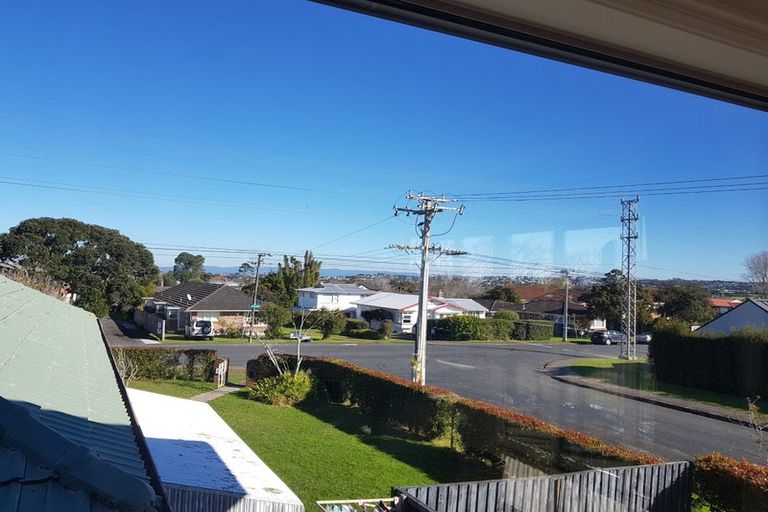 Photo of property in 38 Norman Road, Hauraki, Auckland, 0622