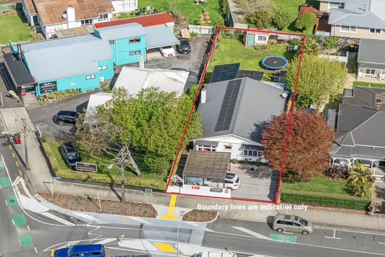 Photo of property in 5 Huatoki Street, Vogeltown, New Plymouth, 4310