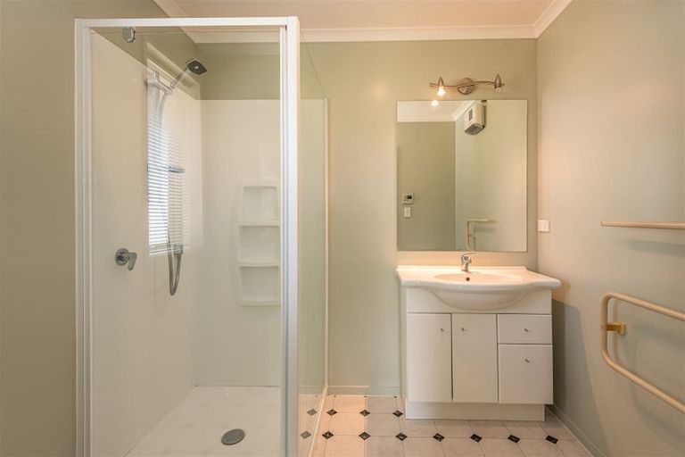 Photo of property in 58 Oakwood Drive, Rangiora, 7400