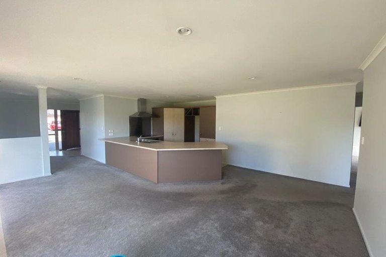 Photo of property in 22 Santa Cruz Drive, Papamoa Beach, Papamoa, 3118