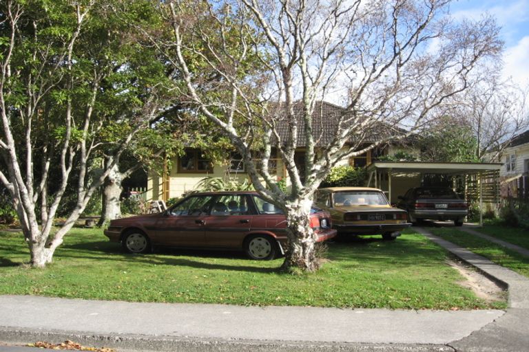 Photo of property in 62 Kowhai Street, Naenae, Lower Hutt, 5011