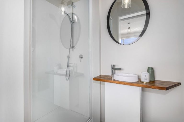 Photo of property in 10 Bosun Terrace, Whitby, Porirua, 5024