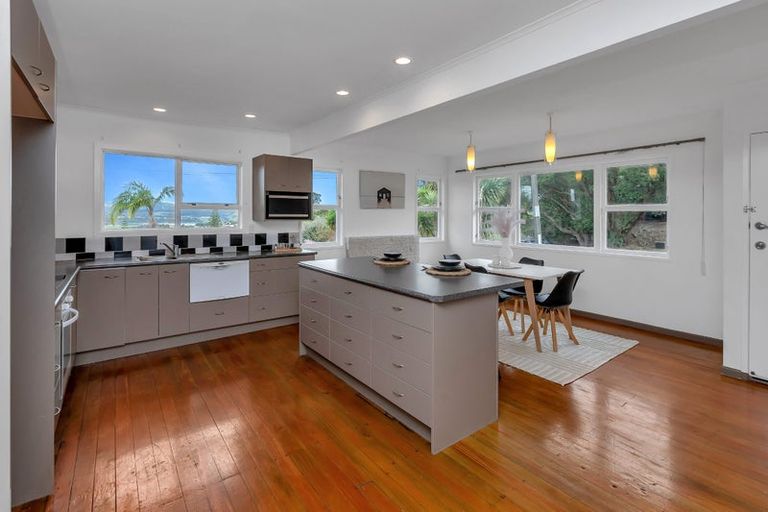 Photo of property in 4 Hilltop Avenue, Morningside, Whangarei, 0110