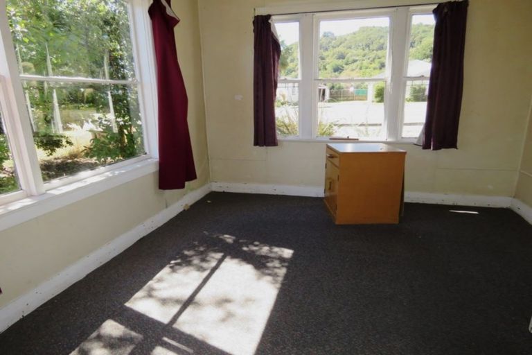 Photo of property in 38 Dick Street, Reefton, 7830