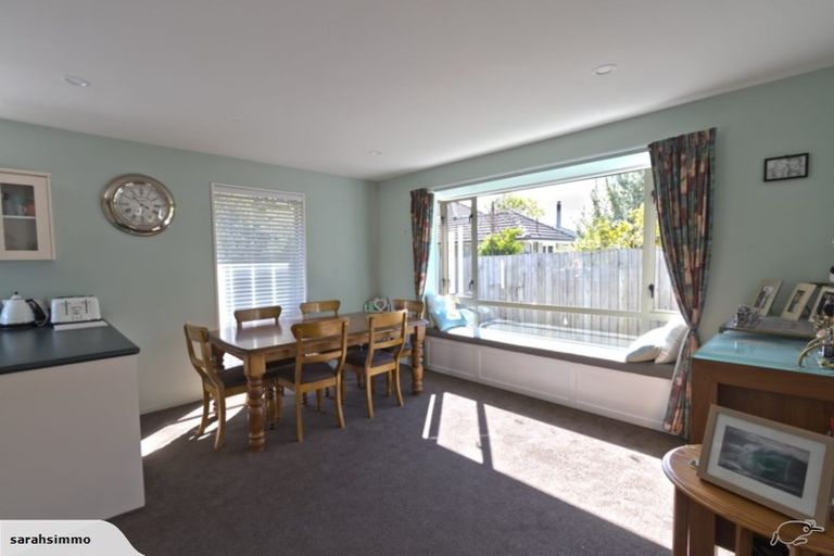 Photo of property in 2/69 Bowenvale Avenue, Cashmere, Christchurch, 8022