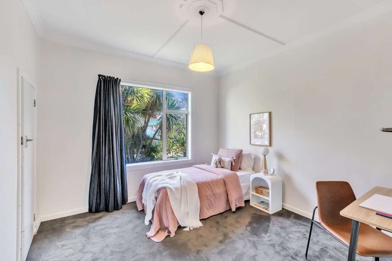 Photo of property in 9 William Street, Gore, 9710