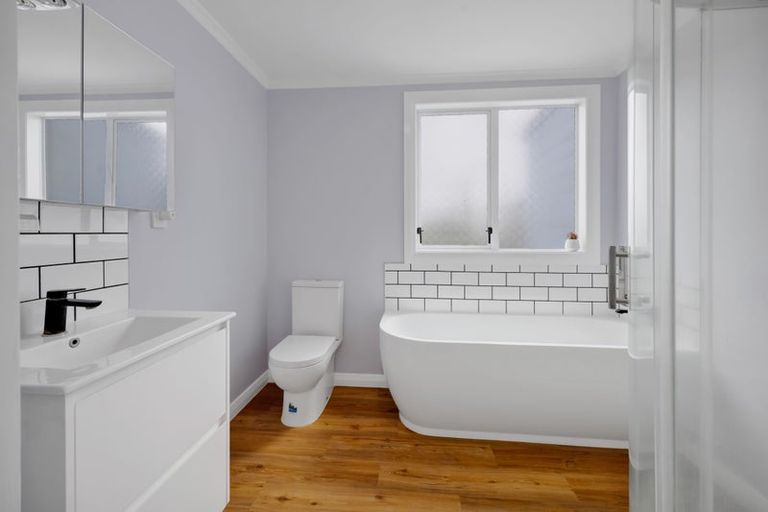 Photo of property in 107 Wilson Street, Hawera, 4610