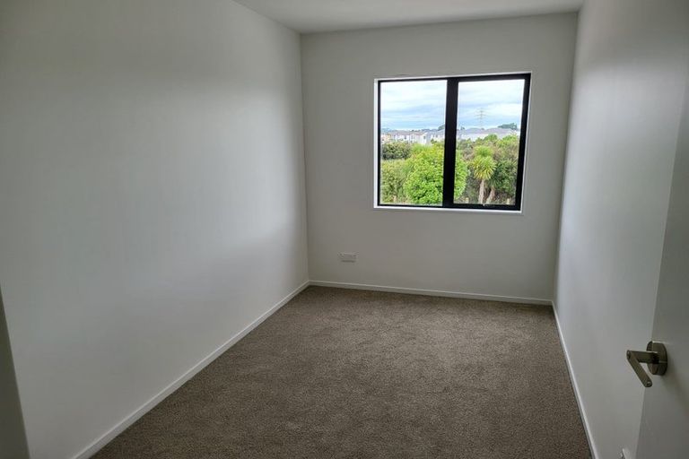 Photo of property in 47a Soaring Bird Drive, Takanini, 2112
