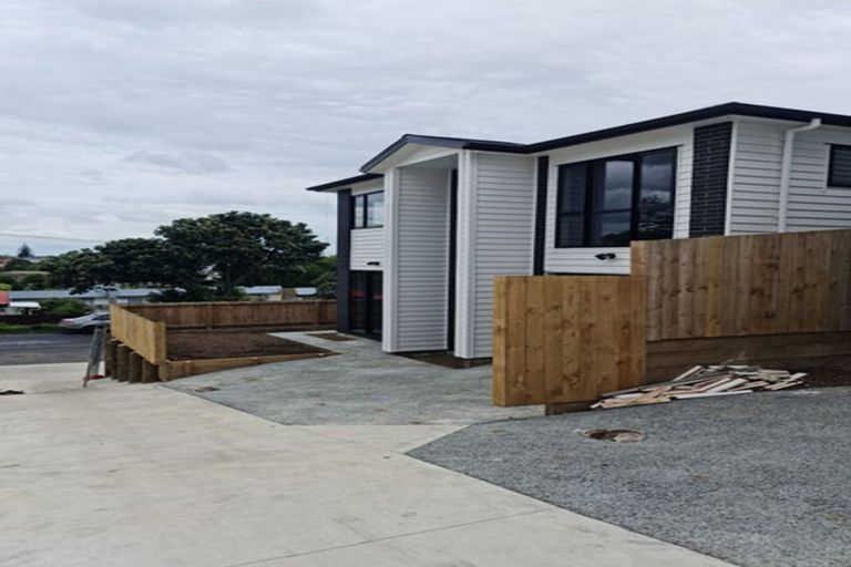 Photo of property in 63a Hillcrest Road, Papatoetoe, Auckland, 2025