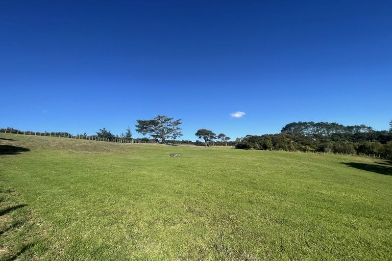 Photo of property in 225 Zanders Road, Helensville, 0882