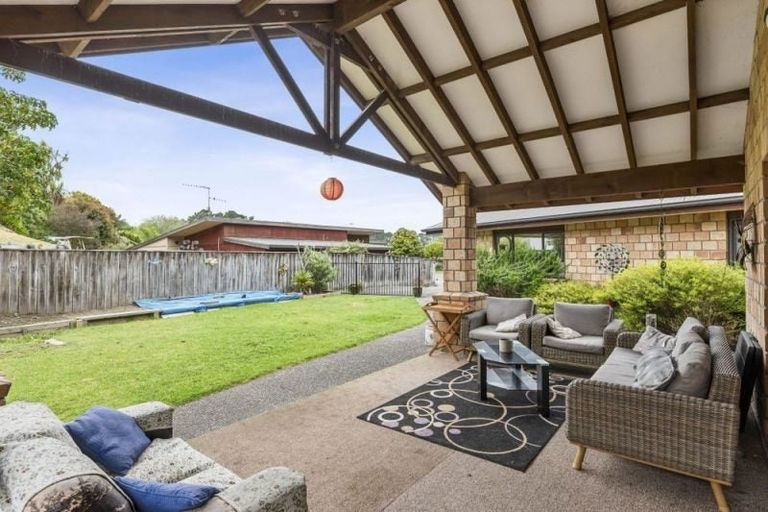 Photo of property in 37 Ashleigh Way, Waikanae Beach, Waikanae, 5036