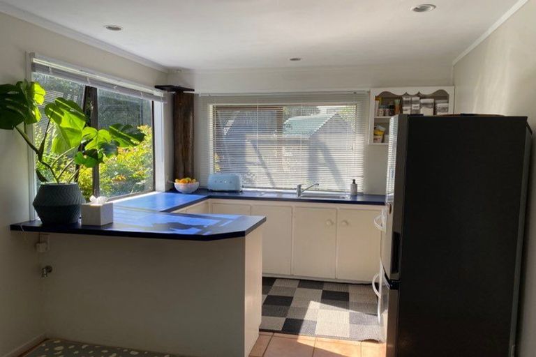Photo of property in 1/41 Glenvar Road, Torbay, Auckland, 0630