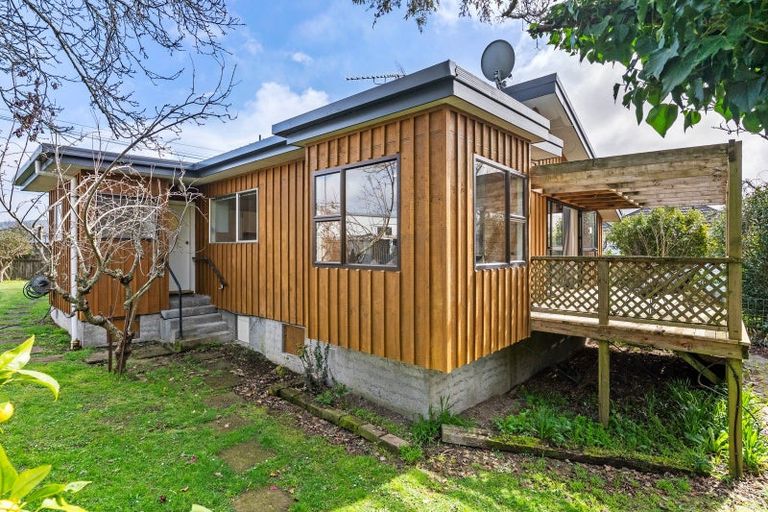Photo of property in 21 Sheridan Crescent, Trentham, Upper Hutt, 5018
