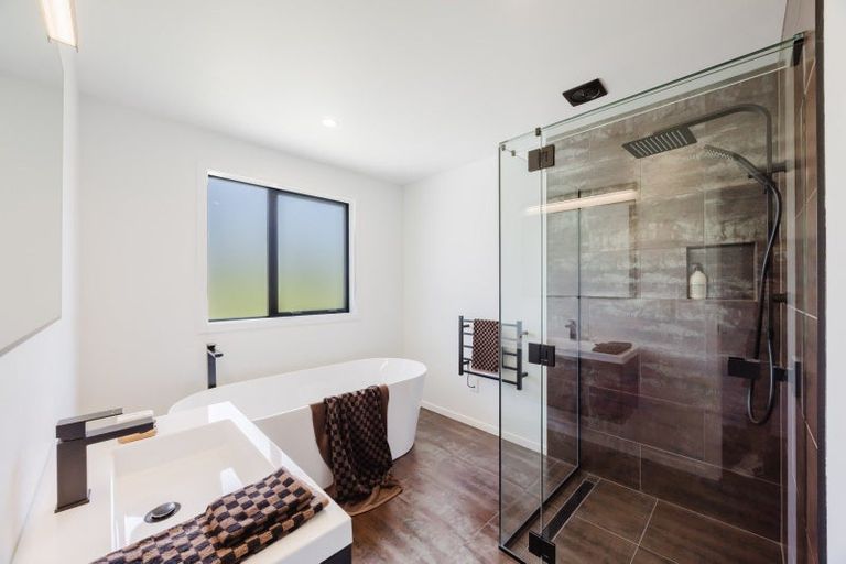 Photo of property in 4 Cemetery Road, Waipawa, 4273