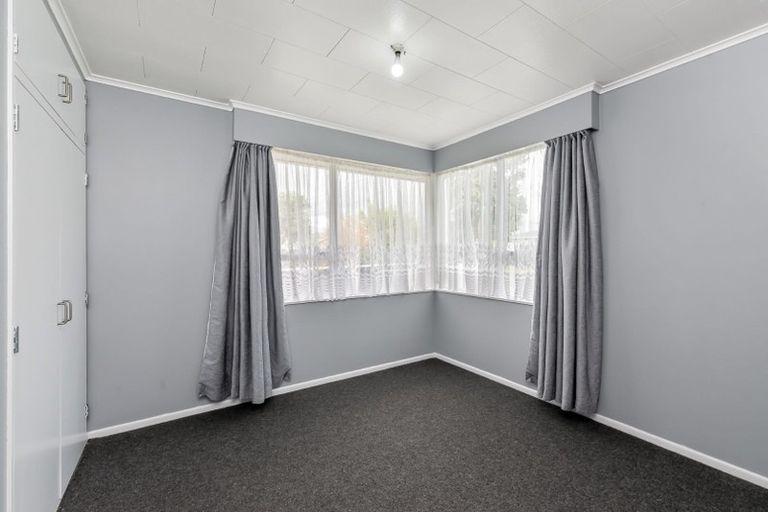 Photo of property in 14 Grenville Street, Levin, 5510