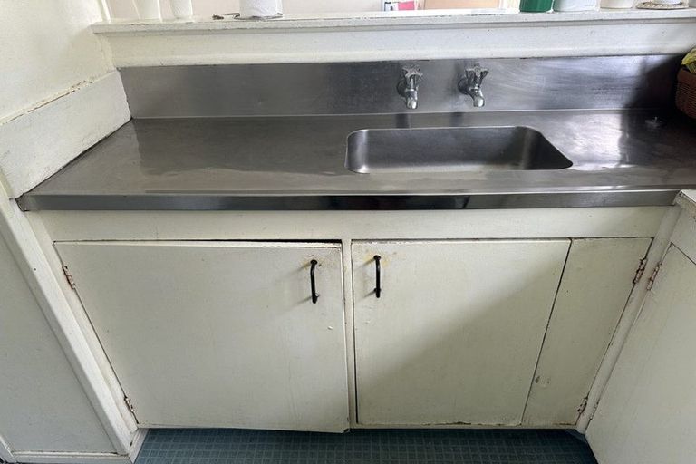 Photo of property in 8 Carey Place, Otara, Auckland, 2023