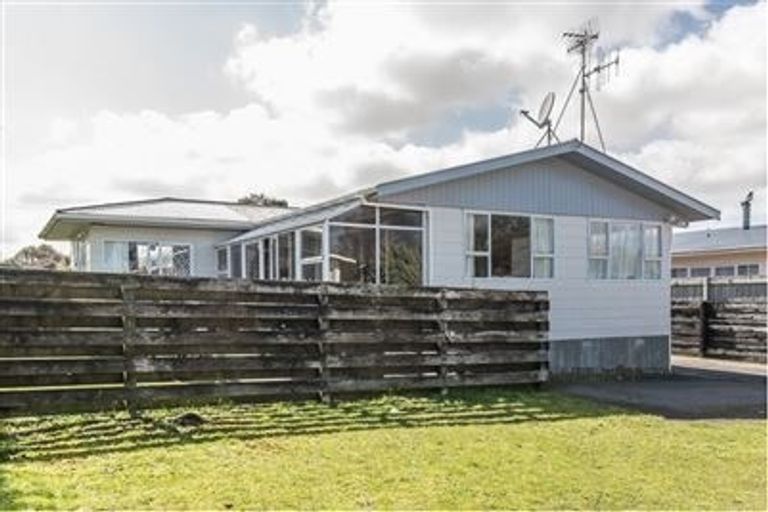 Photo of property in 69a Donovan Road, Paraparaumu Beach, Paraparaumu, 5032