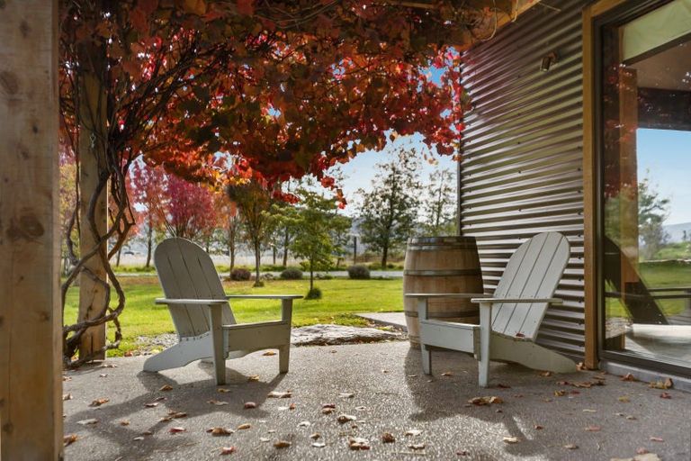 Photo of property in 66 Gladsmuir Road, Queensberry, Cromwell, 9383