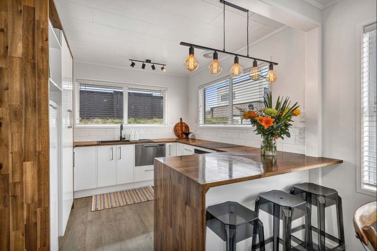 Photo of property in 6a Puni Street, Fitzroy, New Plymouth, 4312