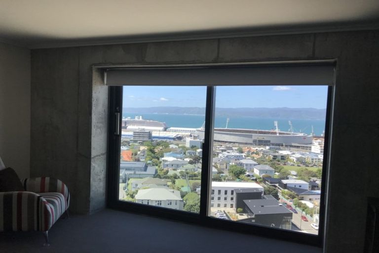 Photo of property in Frame Apartments, 1601/111 Molesworth Street, Thorndon, Wellington, 6011
