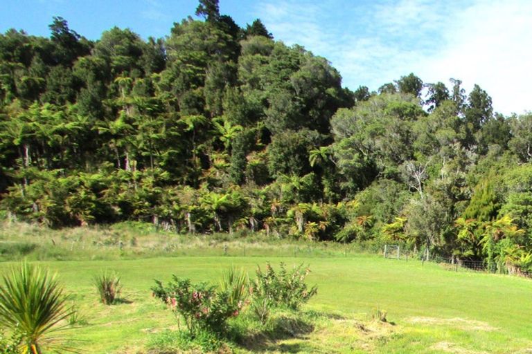 Photo of property in 7 Aorangi Drive, Greymouth, 7805