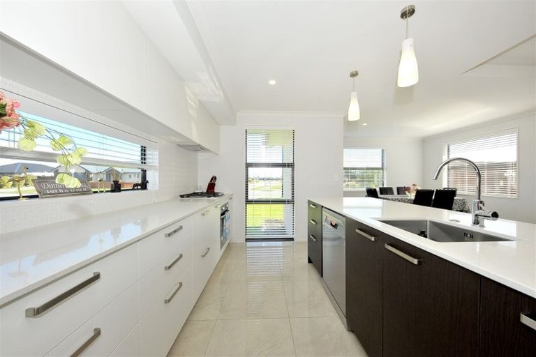 Photo of property in 72 Granite Drive, Rolleston, 7614