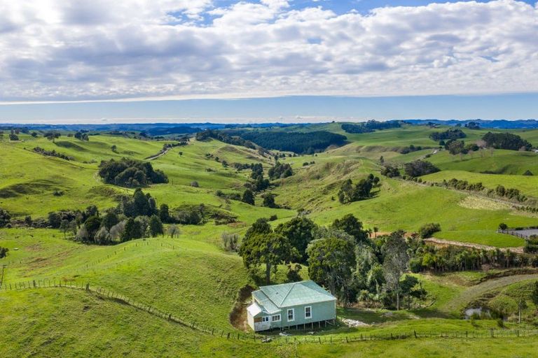 Photo of property in 62 Cornes Road, Raglan, 3296