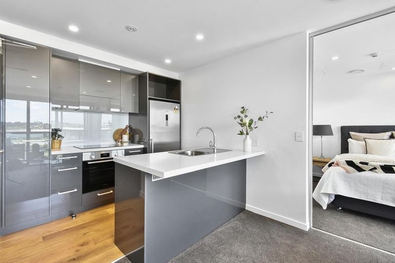Photo of property in 1207/8 Lakewood Court, Manukau, Auckland, 2104