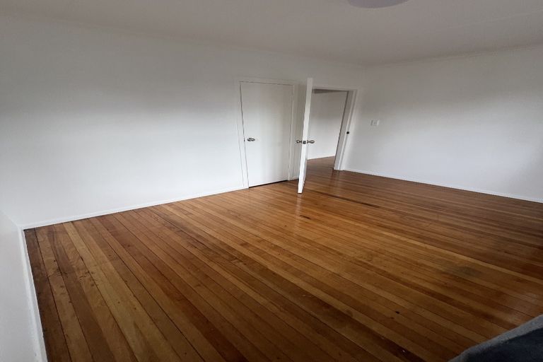 Photo of property in 447 Massey Road, Mangere East, Auckland, 2024