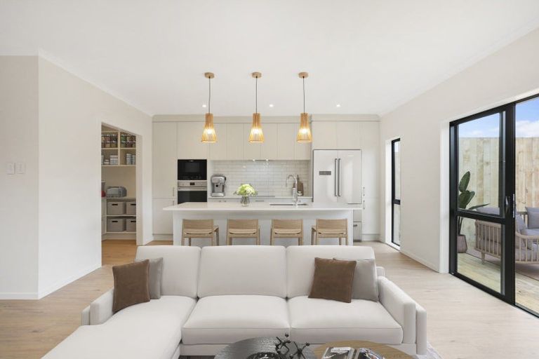 Photo of property in 23 Bristol Freighter Road, Hobsonville, 0616