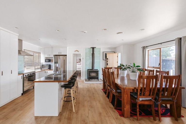 Photo of property in 33 Morrison Road, Taneatua, 3123