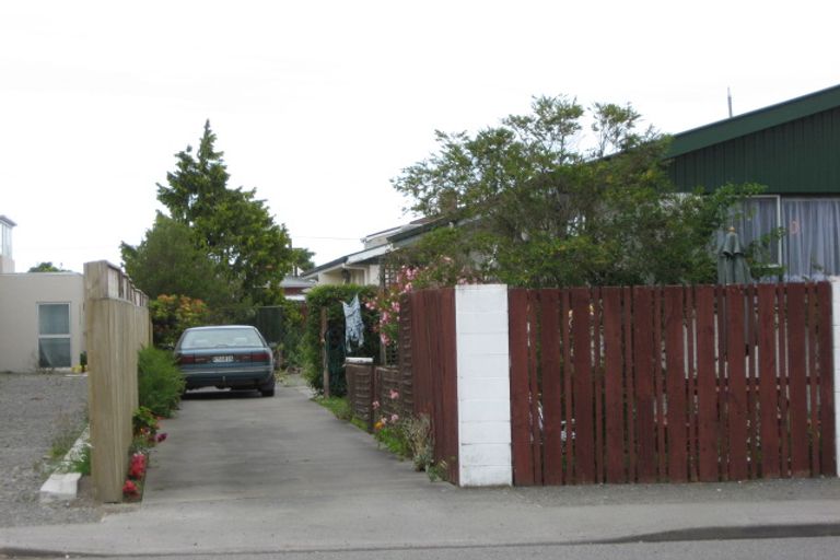 Photo of property in 3/494 Barbadoes Street, Edgeware, Christchurch, 8013