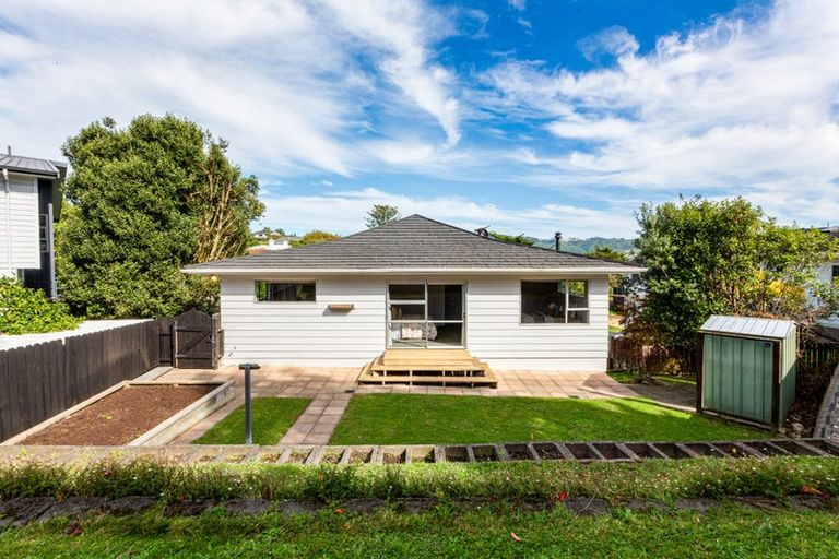 Photo of property in 5 Romesdale Road, Papakowhai, Porirua, 5024