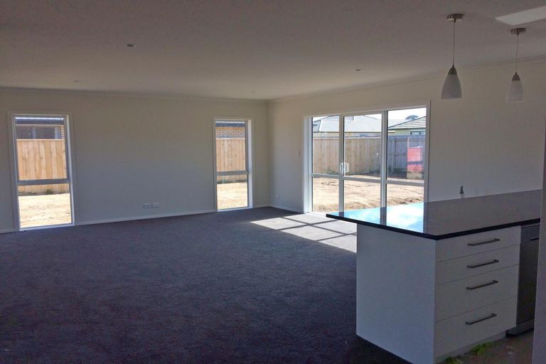 Photo of property in 4 Austin Reid Avenue, Carterton, 5713
