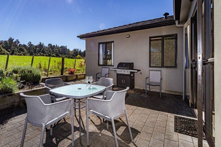Photo of property in 4/39 Railway Row, Ohakune, 4625