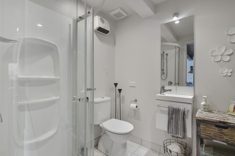 Photo of property in 4 Mcintosh Road, Brighton, Dunedin, 9035