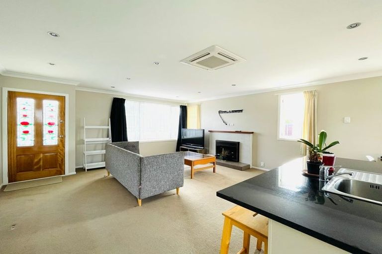 Photo of property in 44 Strid Road, Te Atatu South, Auckland, 0610