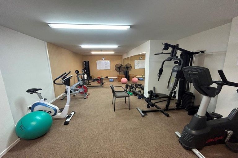 Photo of property in 8/48 Marine Parade, Mount Maunganui, 3116