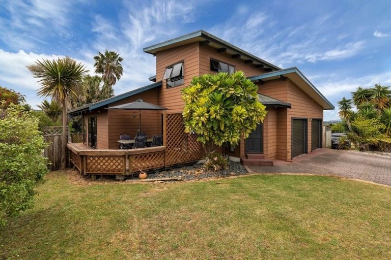 Photo of property in 55 George Point Road, Onerahi, Whangarei, 0110