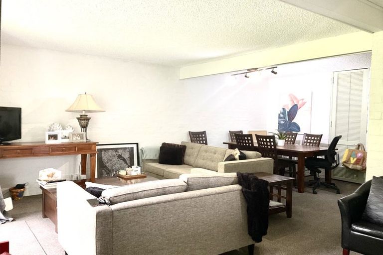 Photo of property in 141g Churton Drive, Churton Park, Wellington, 6037