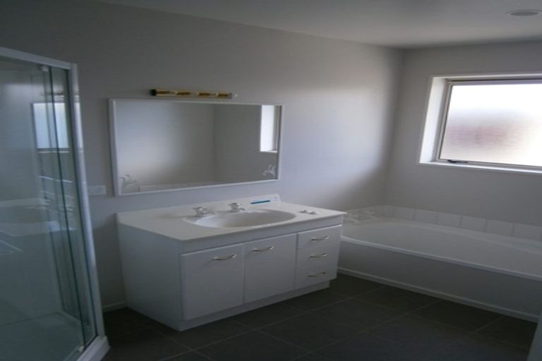 Photo of property in 92 Lowes Road, Rolleston, 7614