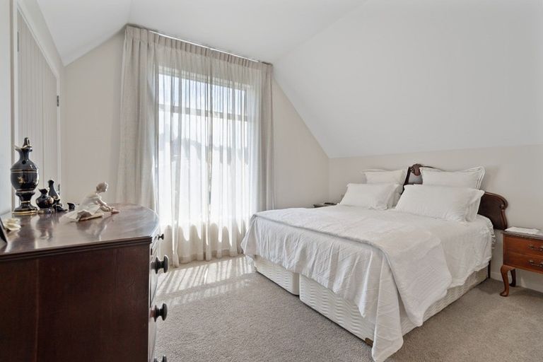 Photo of property in 11 Chapel Street, Russell, 0202
