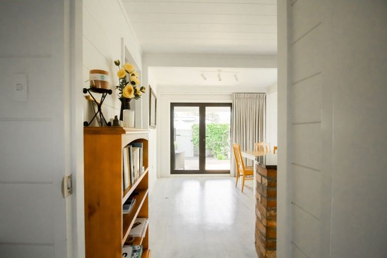 Photo of property in 266 Victoria Avenue, Hokowhitu, Palmerston North, 4410