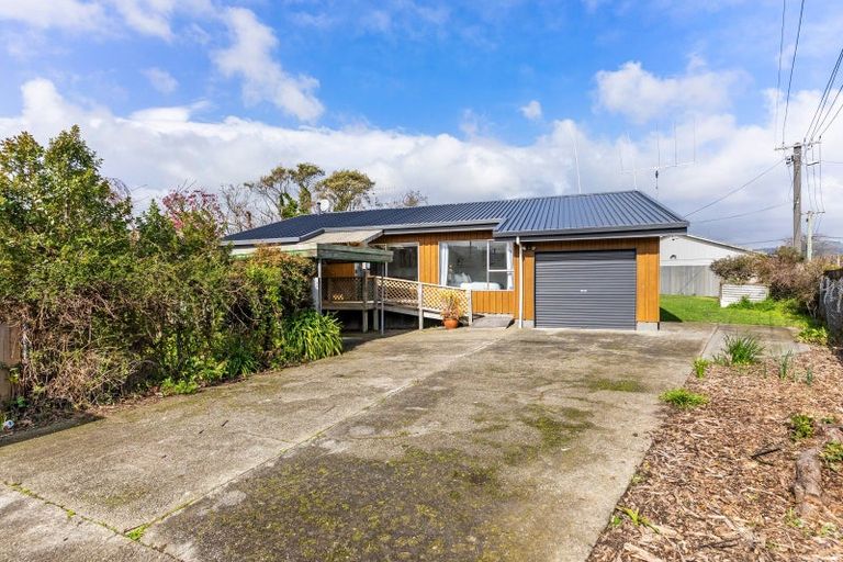 Photo of property in 21 Sheridan Crescent, Trentham, Upper Hutt, 5018