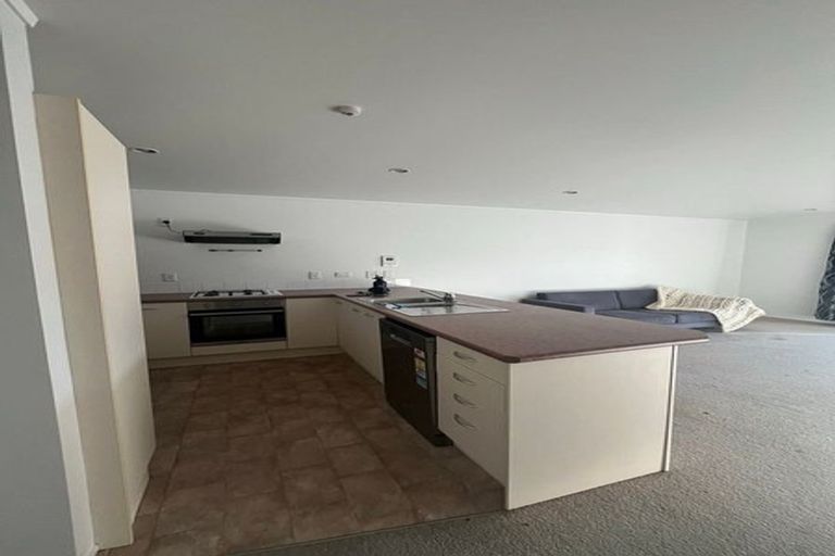 Photo of property in 20/8u Girton Terrace, Mount Cook, Wellington, 6021