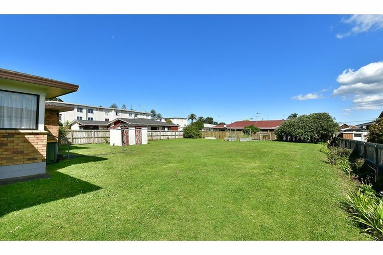 Photo of property in 8 Moenui Avenue, Orewa, 0931