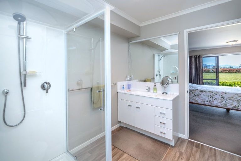 Photo of property in 302 Para Road, Parkvale, Carterton, 5792