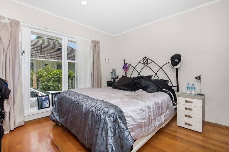 Photo of property in 88 Kervil Avenue, Te Atatu Peninsula, Auckland, 0610